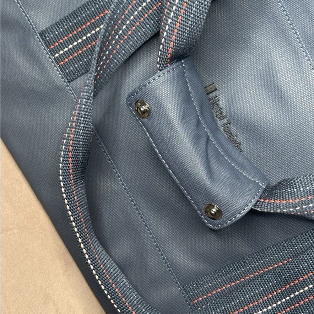 Marine Layer Nave Weekend Bag Stylish - Picture 3 of 5